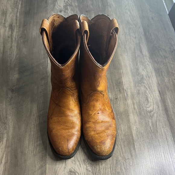 Ariat Shoes - Ariat Tan Leather Cowboy Boots